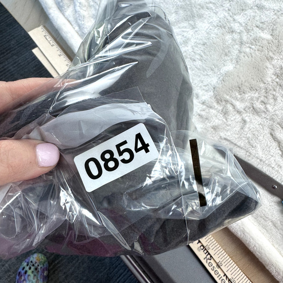 Athleta Girl Sweatshirt Size m 8-10 Long Sleeve Active Gym Athletic Train - Picture 10 of 10